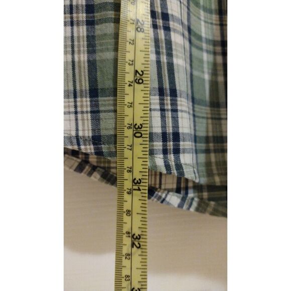 Wrangler Men's green blend plaid short sleeve collard button down - Picture 5 of 5
